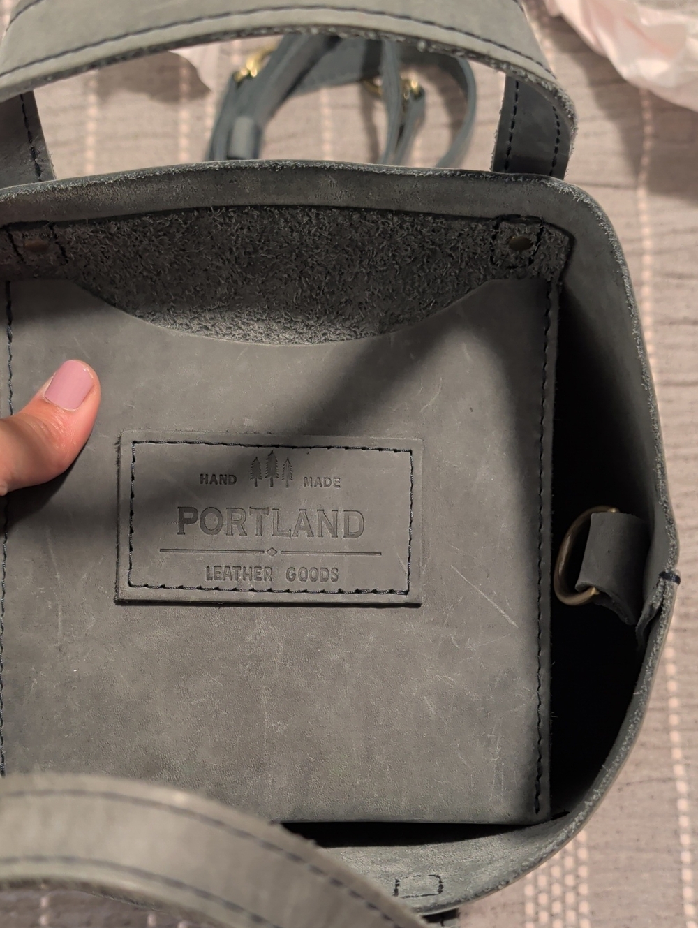 Portland Leather Classic Medium Crossbody Tote - Storm - Picture 5 of 6